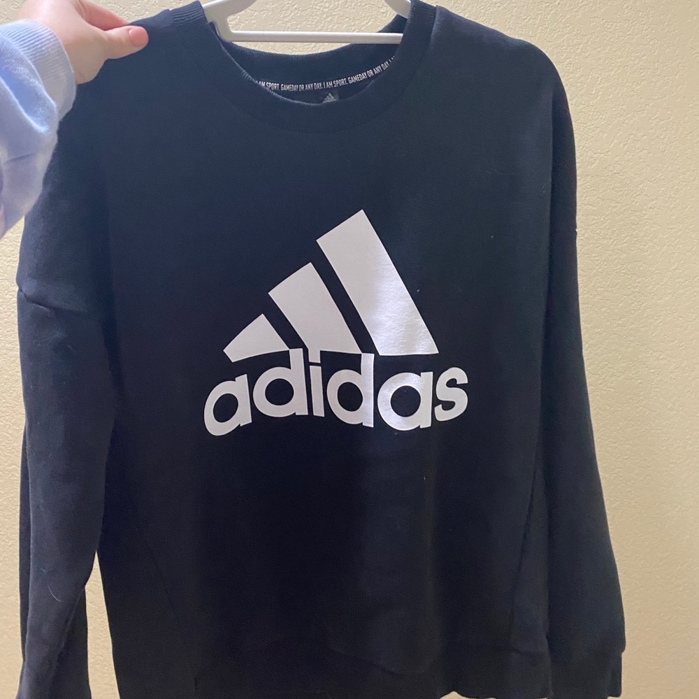 Adidas crewneck